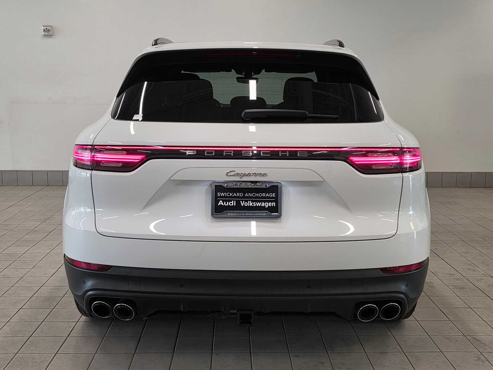 2023 Porsche Cayenne Base