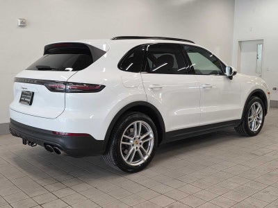 2023 Porsche Cayenne Base