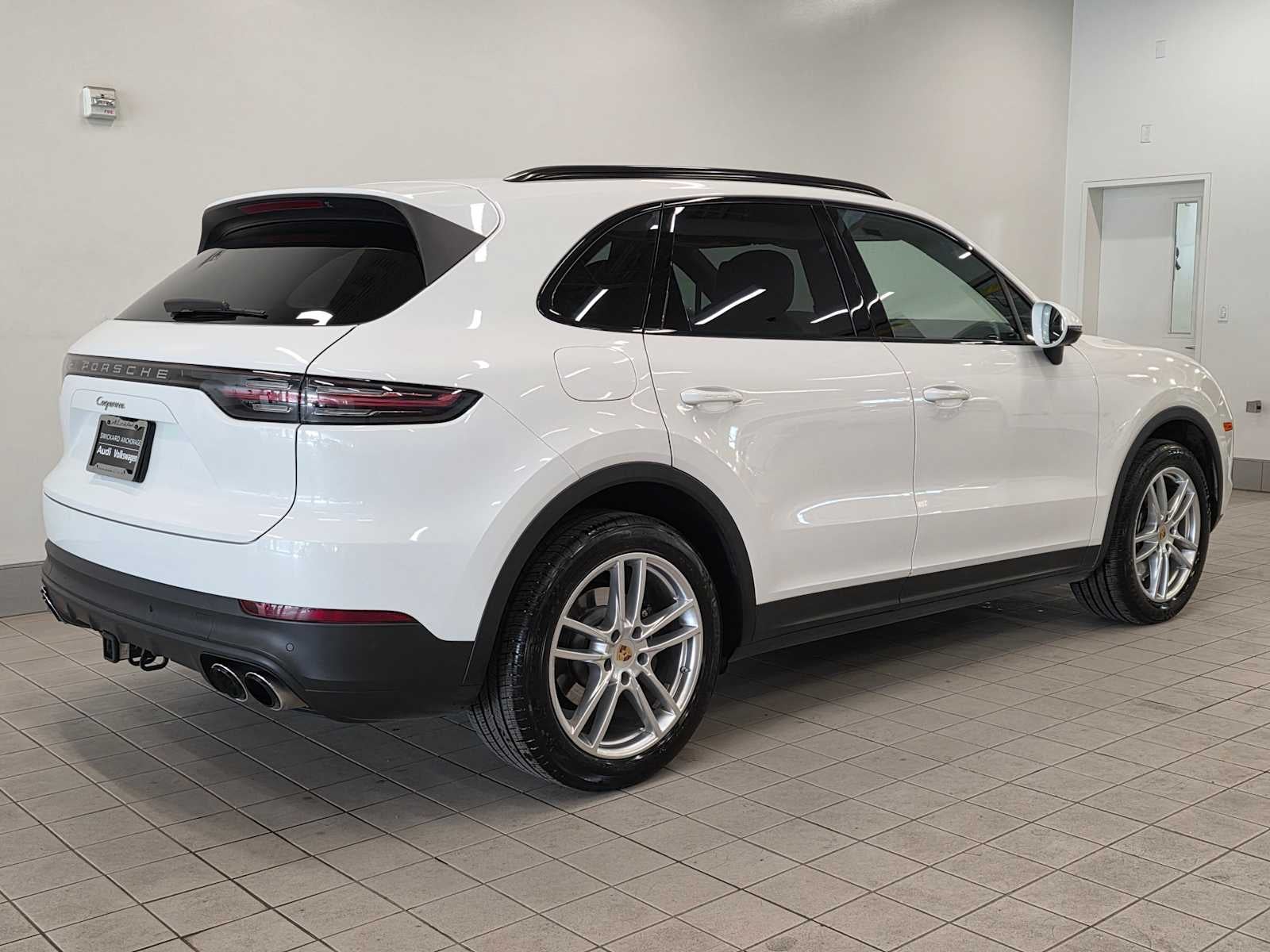 2023 Porsche Cayenne Base