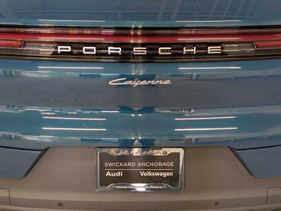 2025 Porsche Cayenne Base