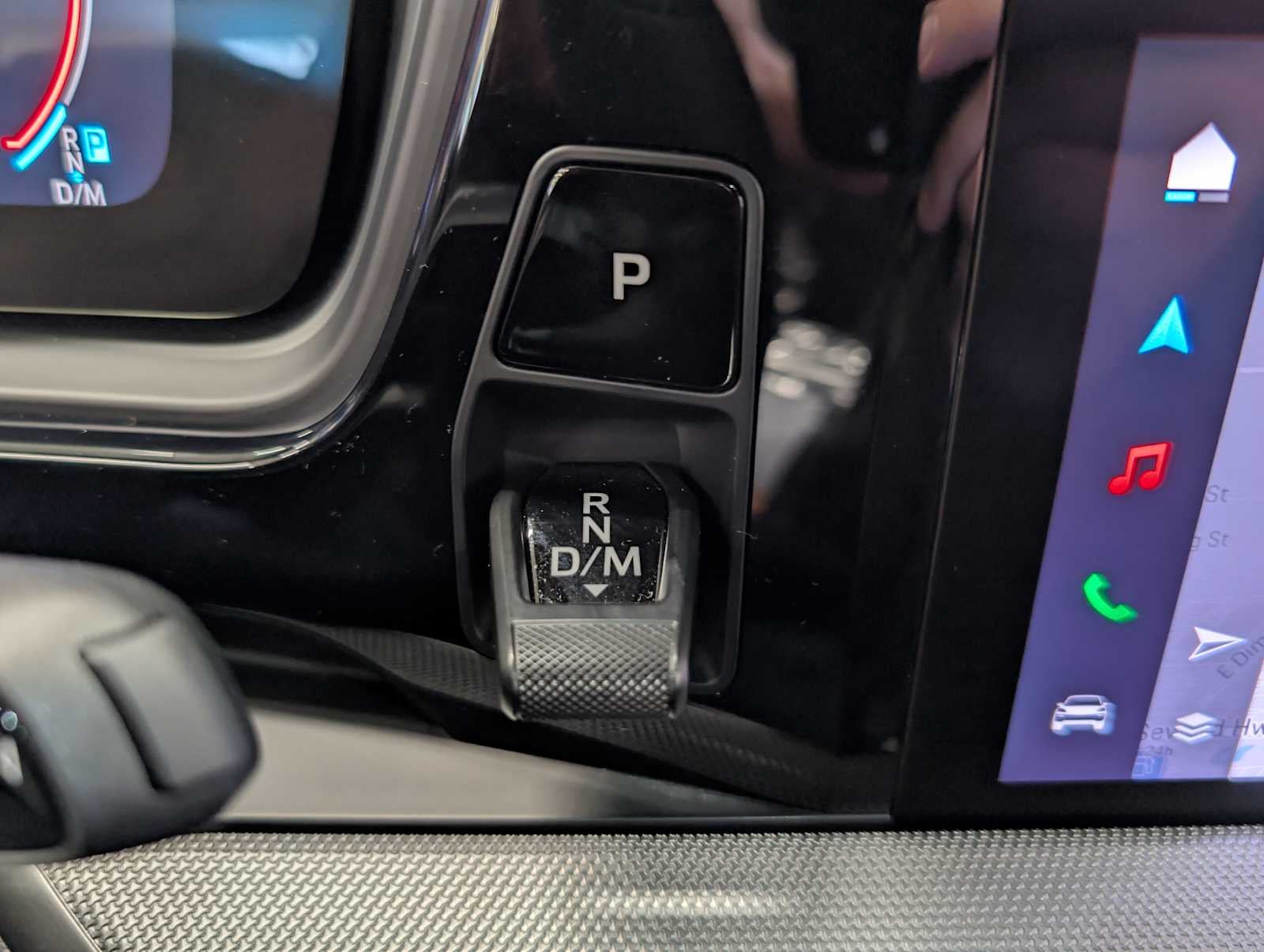 2025 Porsche Cayenne Base