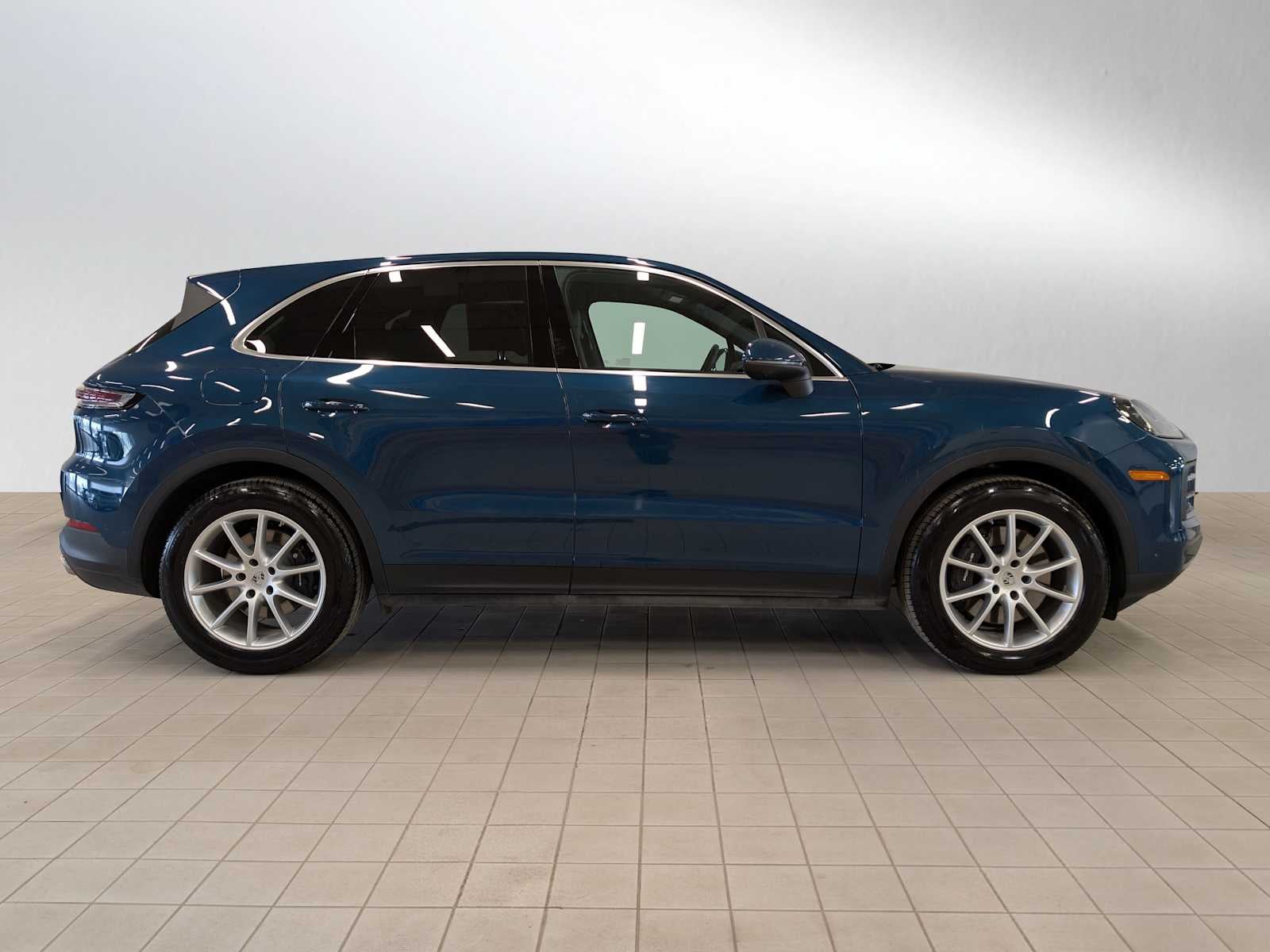 2025 Porsche Cayenne Base