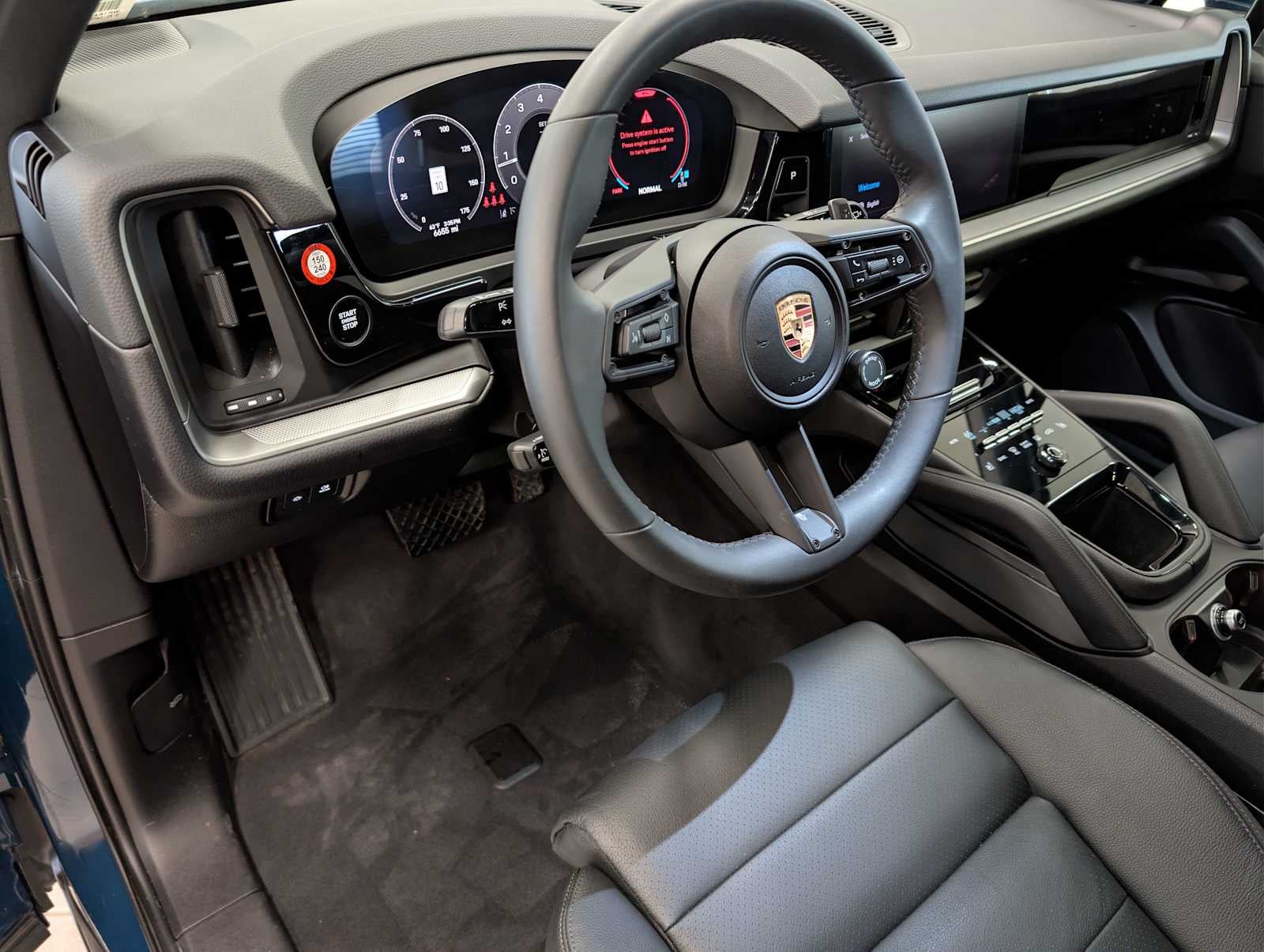 2025 Porsche Cayenne Base