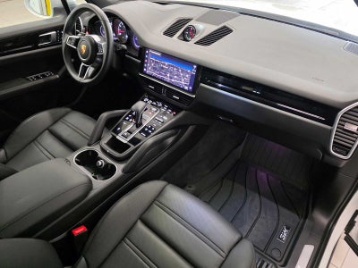 2023 Porsche Cayenne Base