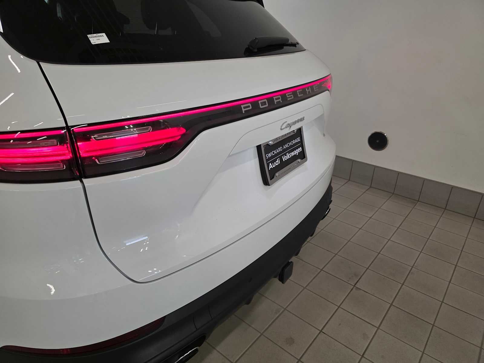 2023 Porsche Cayenne Base