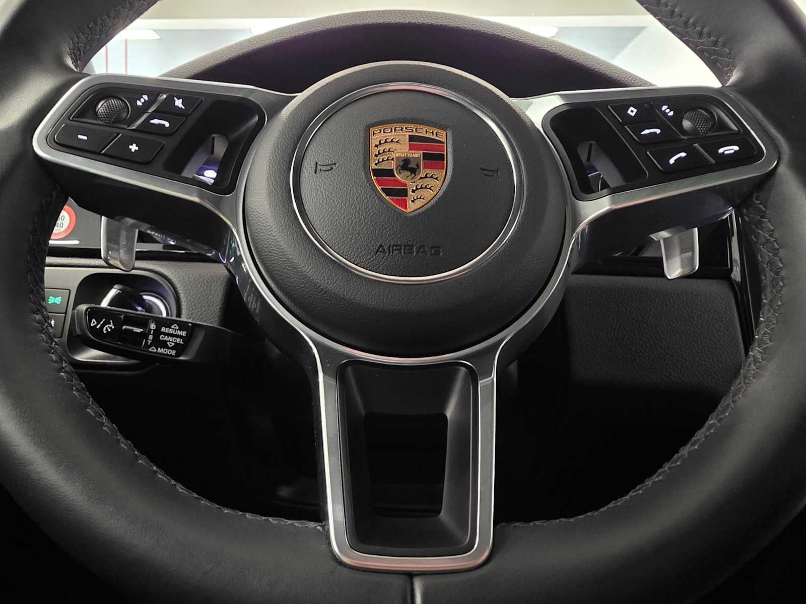 2023 Porsche Cayenne Base
