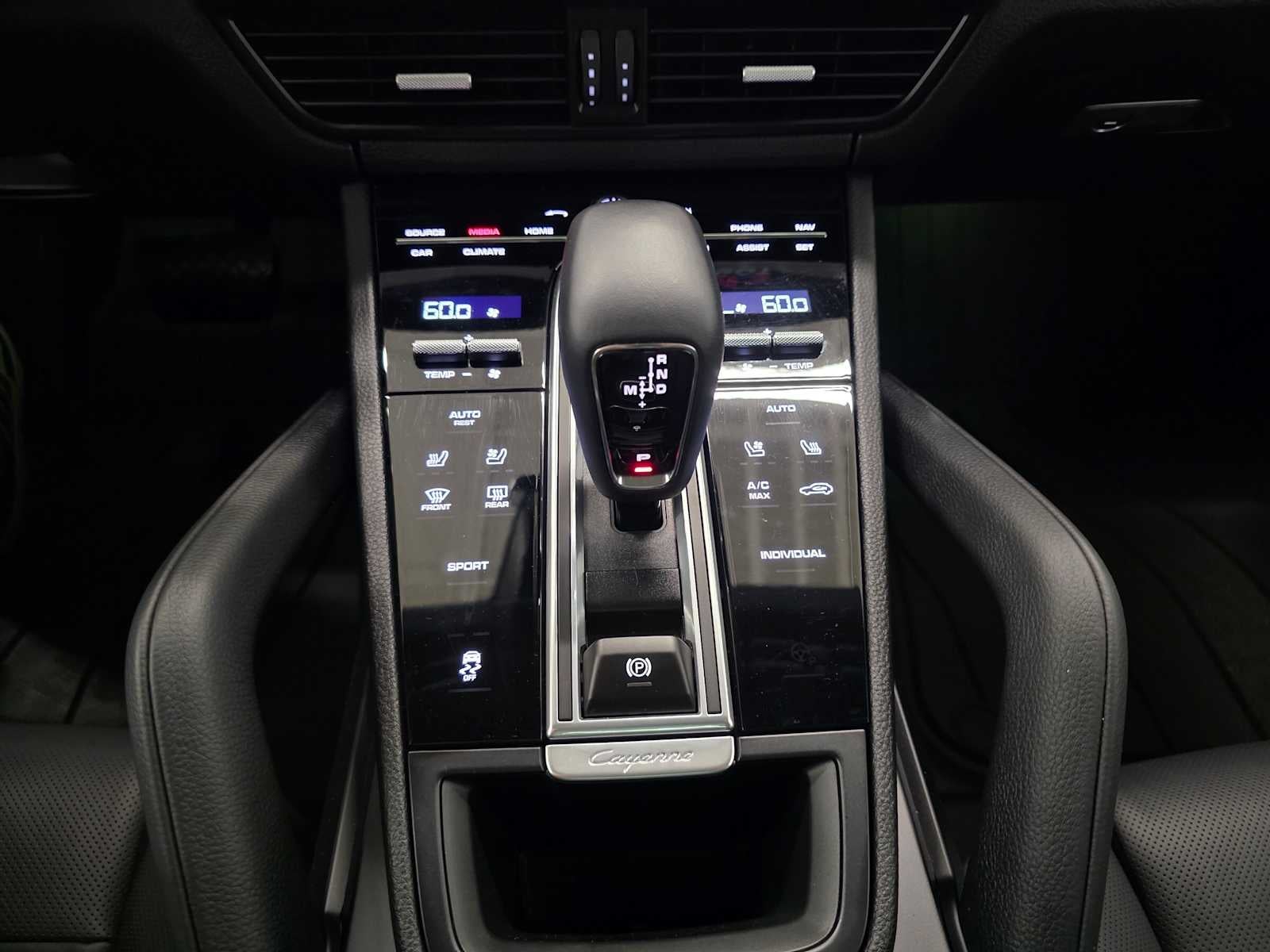 2023 Porsche Cayenne Base