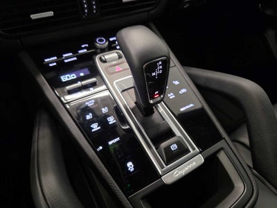 2023 Porsche Cayenne Base
