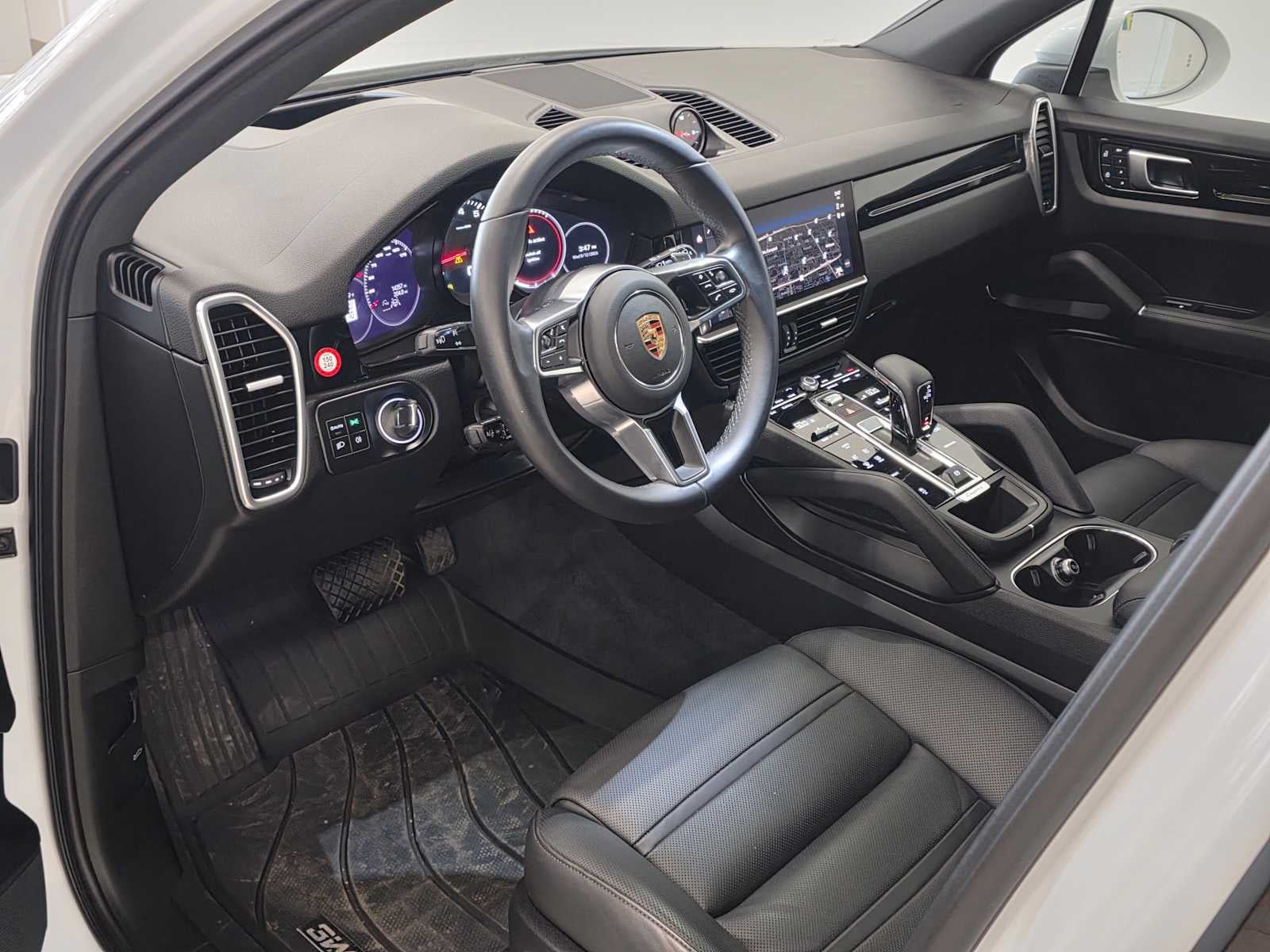 2023 Porsche Cayenne Base