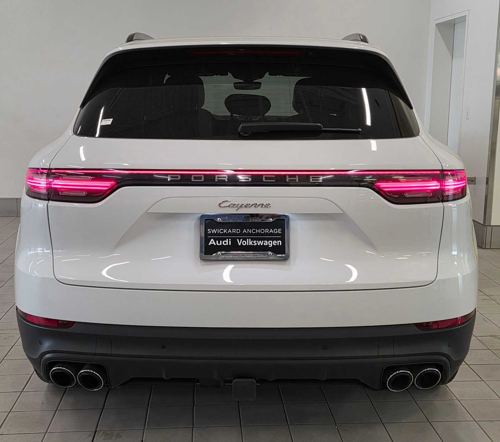 2023 Porsche Cayenne Base