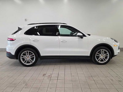 2023 Porsche Cayenne Base