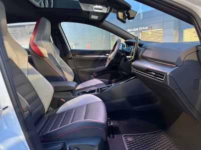 2026 Volkswagen Golf GTI SE