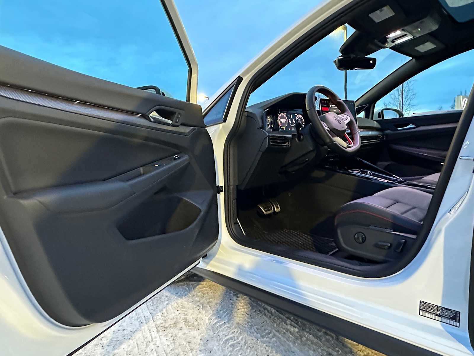 2026 Volkswagen Golf GTI SE