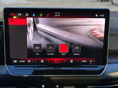 2026 Volkswagen Golf GTI SE