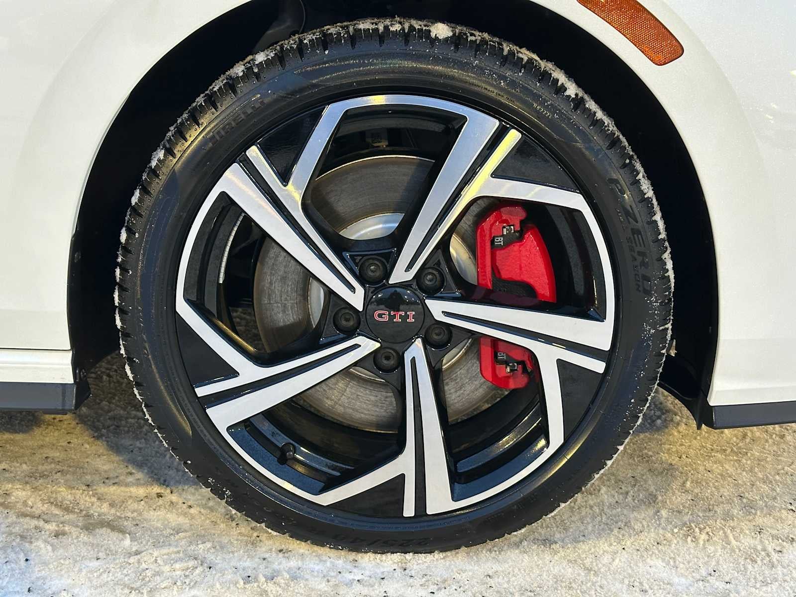 2026 Volkswagen Golf GTI SE