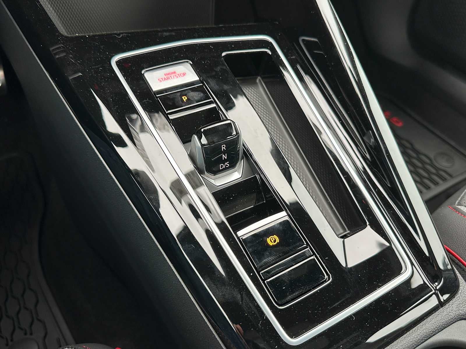 2025 Volkswagen Golf GTI 2.0T Autobahn